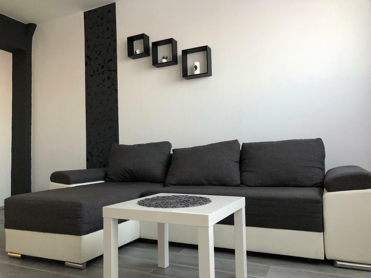 Dave Apartman Szegedin Exterior foto