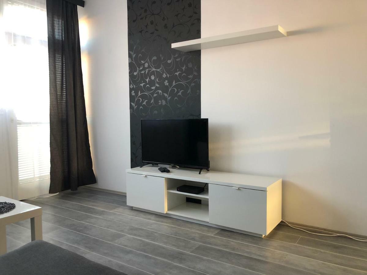 Dave Apartman Szegedin Exterior foto